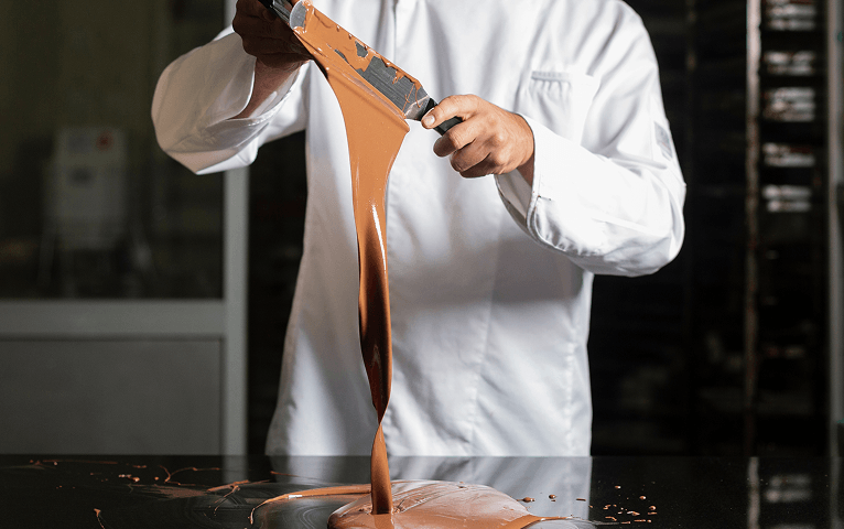Preparazione professionale per una competizione di pasticceria