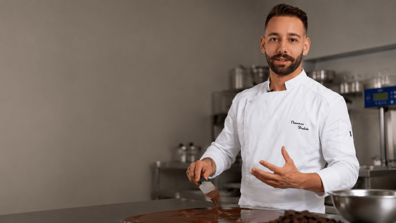 Preparazione professionale di una ganache al cioccolato